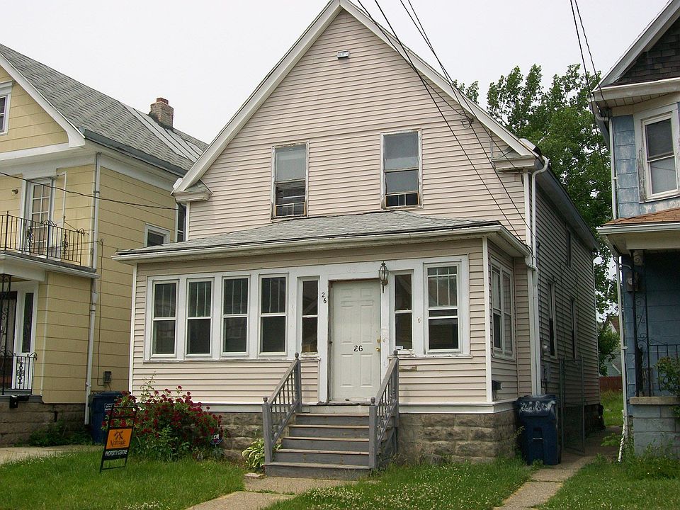 2nd image of 26 Hunt Ave