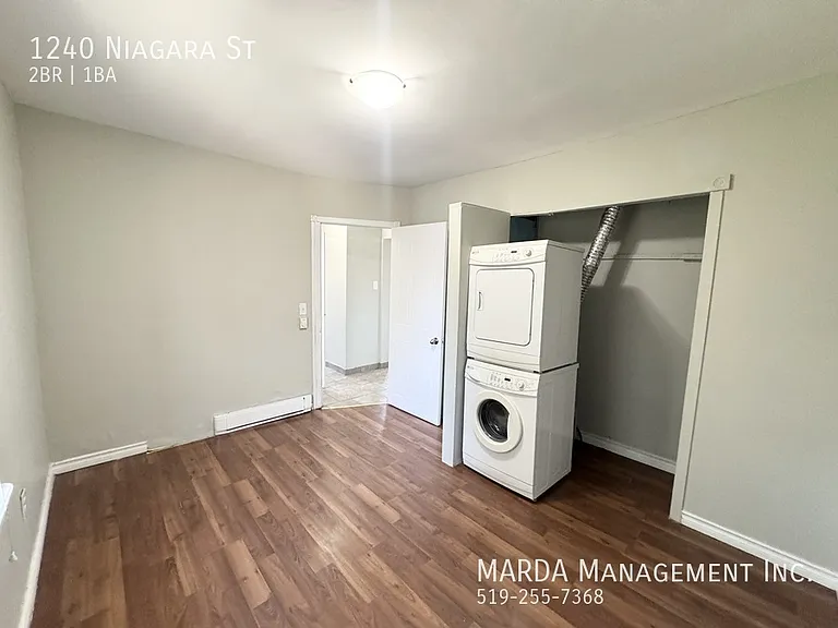 1240 Niagara St — Photo 14