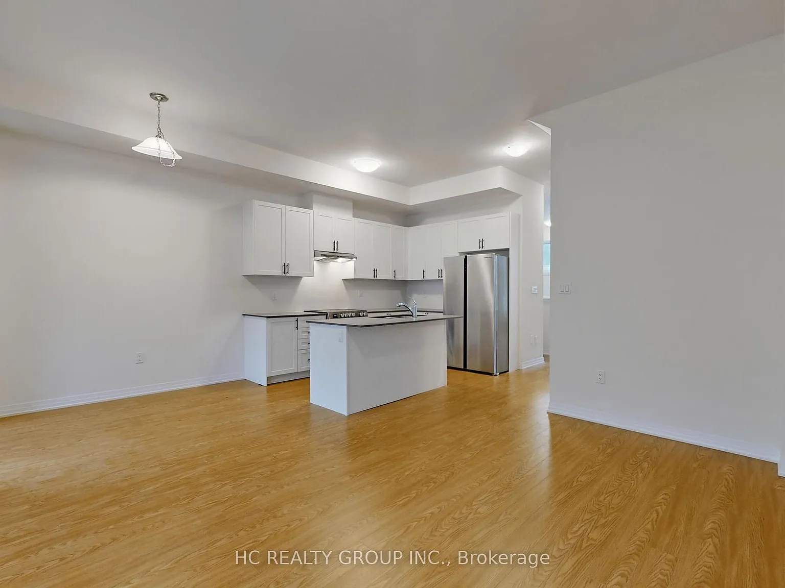 4 bed, $3,400 — Photo 4
