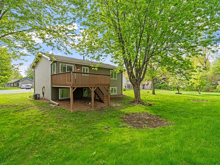 8460 Bittern Ct — Photo 3