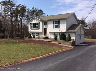 545 Mountain Rd, Albrightsville, PA 18210