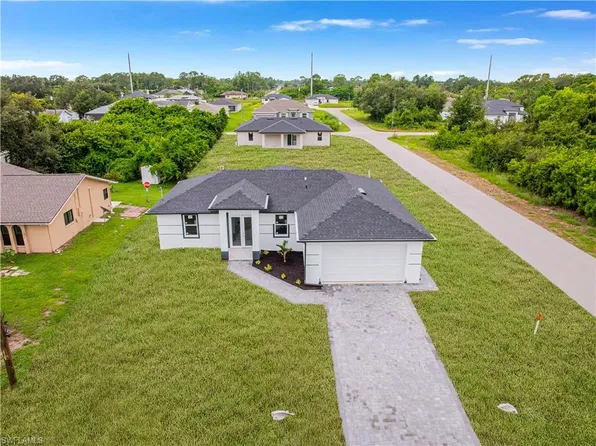 2819 3rd ST W, LEHIGH ACRES, FL 33971