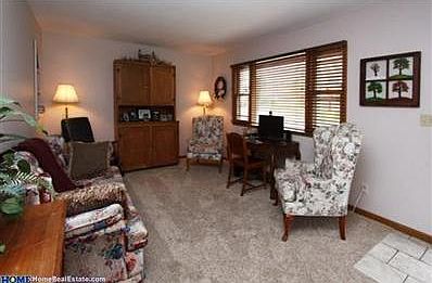 3rd image of 1441 Carlos Dr