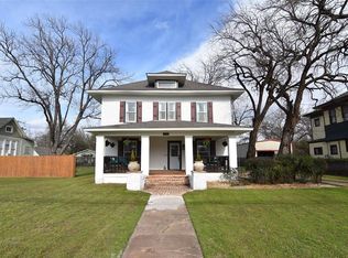 732 N Anglin St, Cleburne, TX 76031