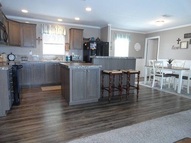1st image of 2505 E Bay Dr #4