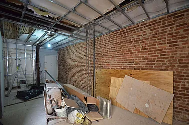 Rented by CITY SKYLINE REALTY INC