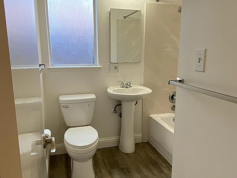 1540 Hearst Ave #1 — Photo 8