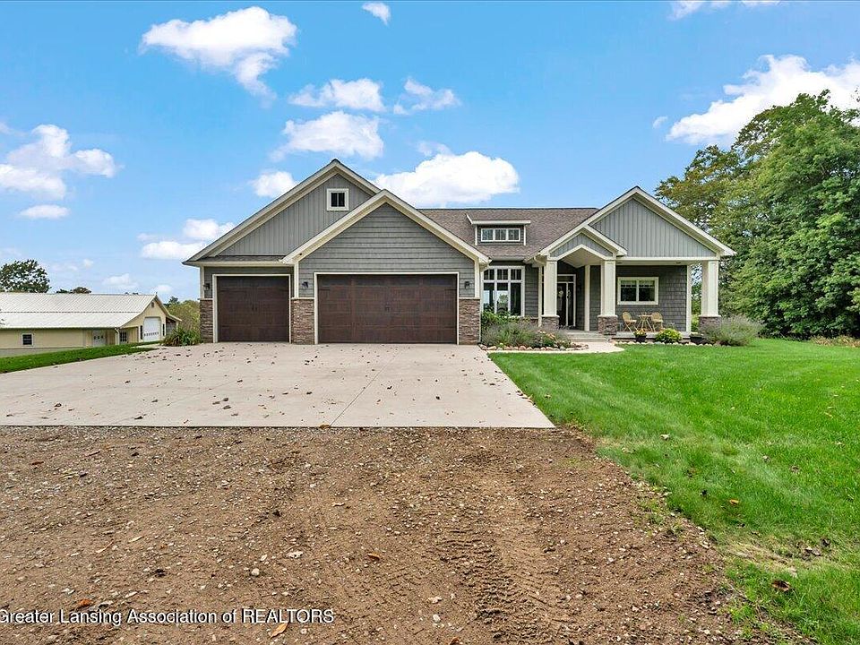 1st image of 3593 E Haslett Rd