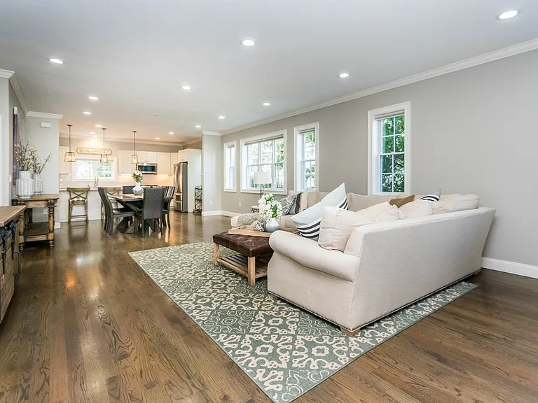 85 Oak St #1 — Photo 11