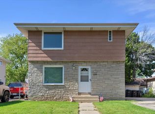 2728 E Holmes Ave #2728, Cudahy, WI 53110