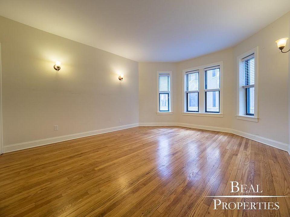 1st image of 4038 N Ashland Ave #_e3