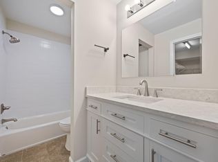 1031 Nicholwood Dr APT 205, Raleigh, NC 27605