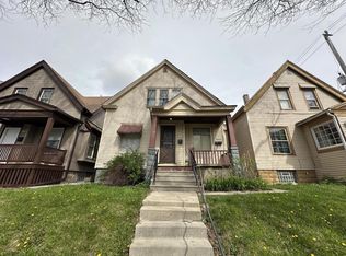 3220 N 24th Pl #3220A, Milwaukee, WI 53206