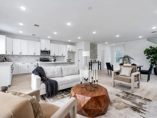 1515 Euel St, Houston, TX 77009