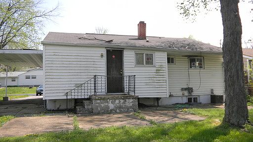 2nd image of 10701 Glen Garry Rd