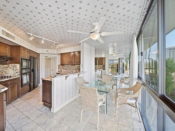 4th image of 222 Monterey Rd Unit 306