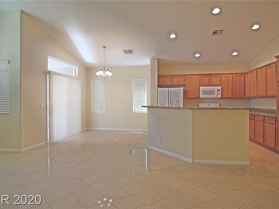 2nd image of 7393 Fountain Crest Ave