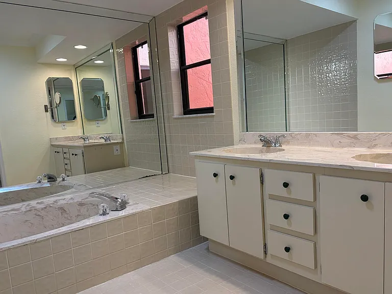 21435 Campo Allegro Dr — Photo 3