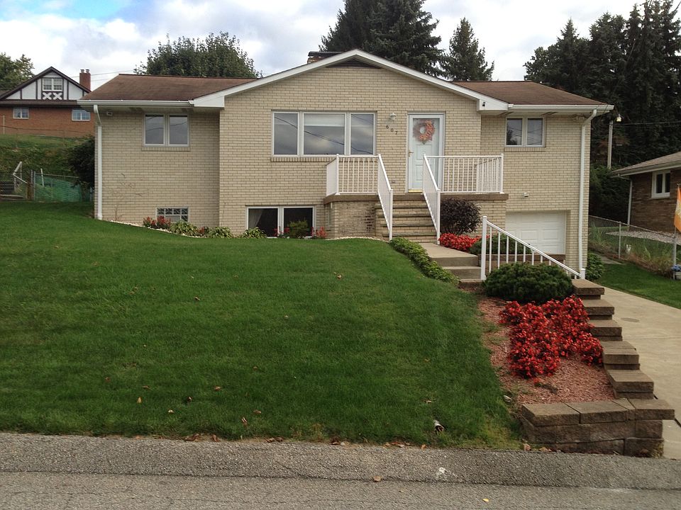 1st image of 607 Short St