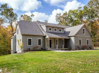 130 Britiani Rd, Southbury, CT 06488