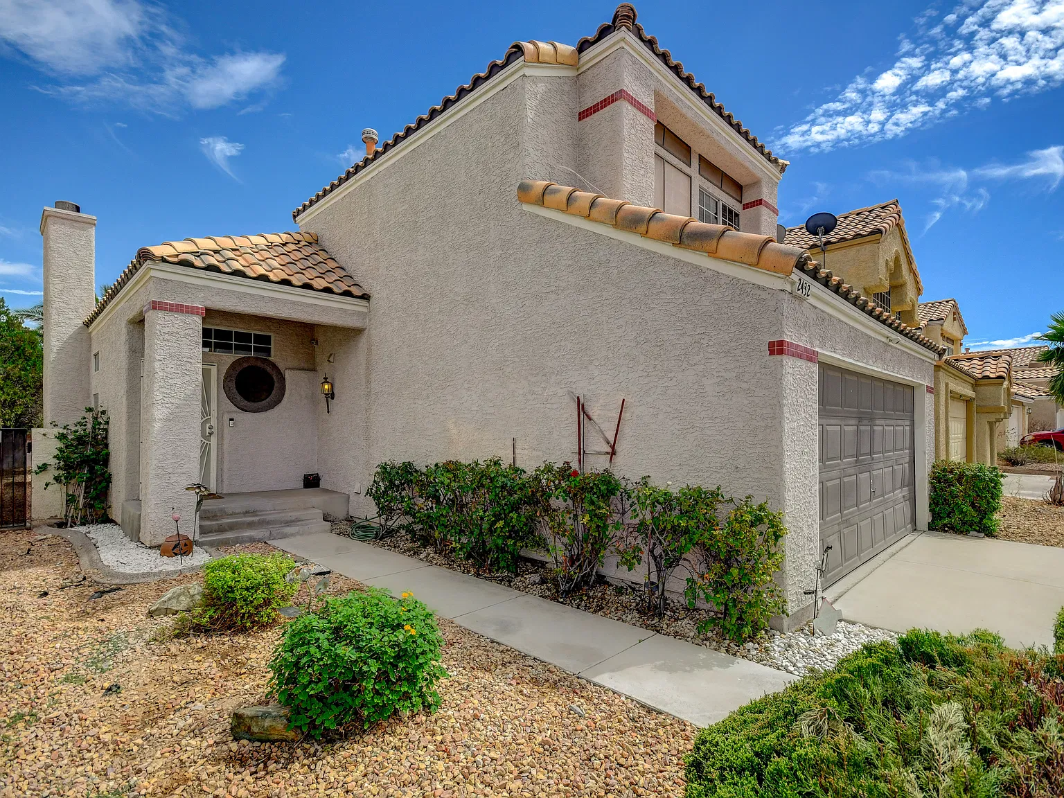 3 bed, 2.5 bath, 1597 sqft, $2,350 — Photo 2