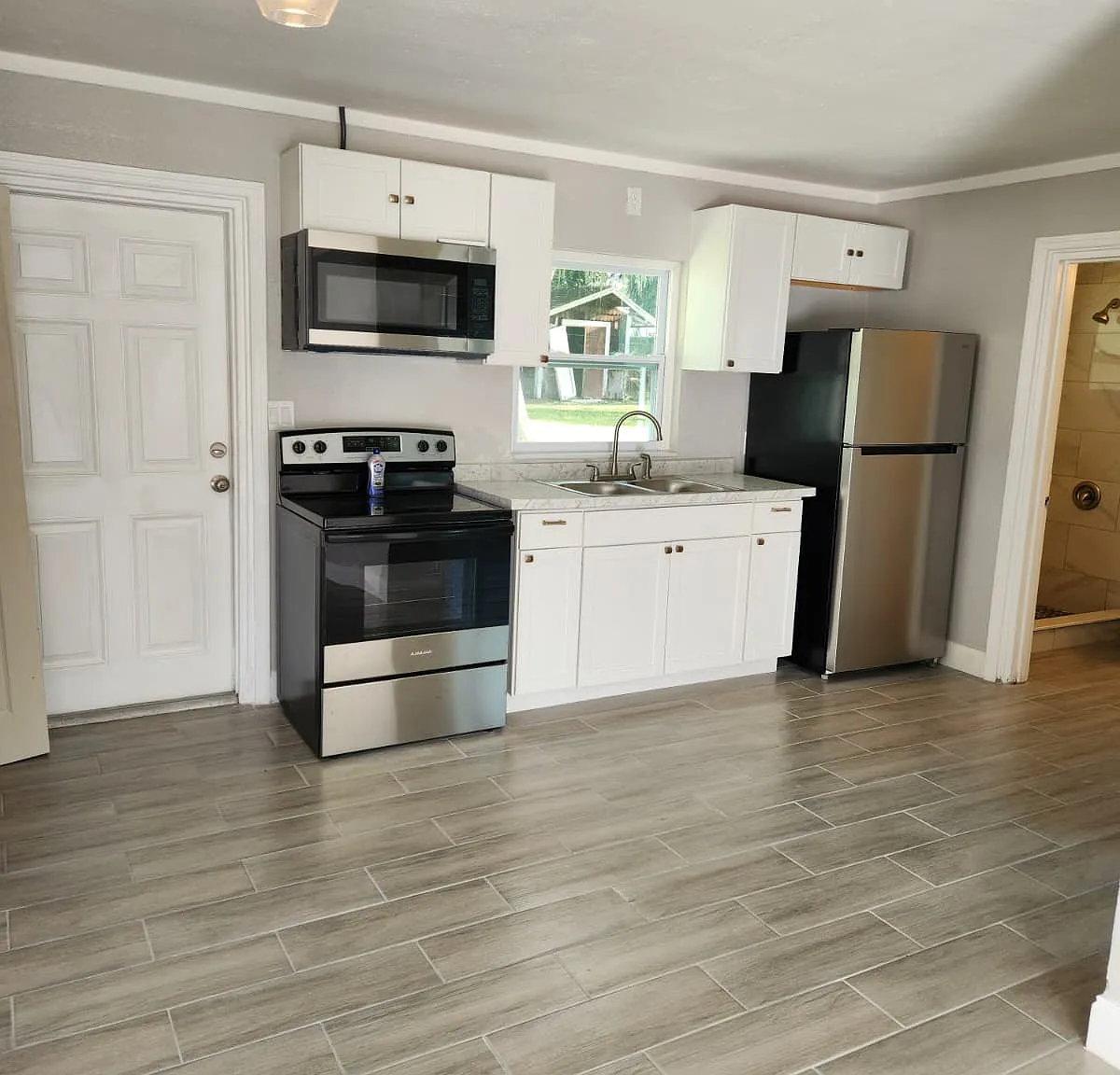 1 bed, 600 sqft, $995 — Photo 1