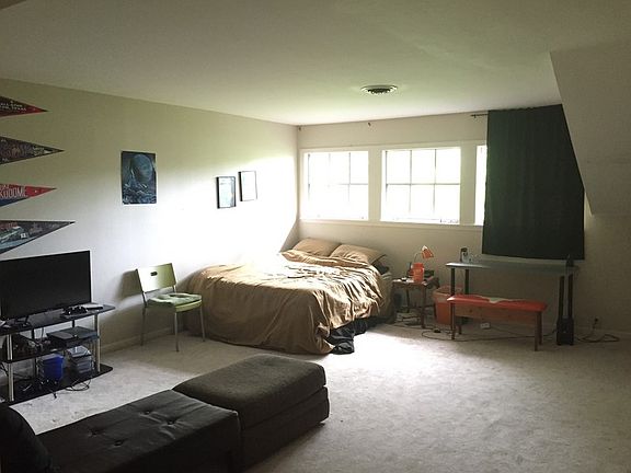 5th image of 54 Cedar Ct