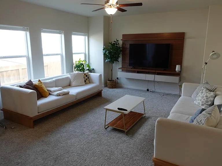 10928 Ballona Dr — Photo 10