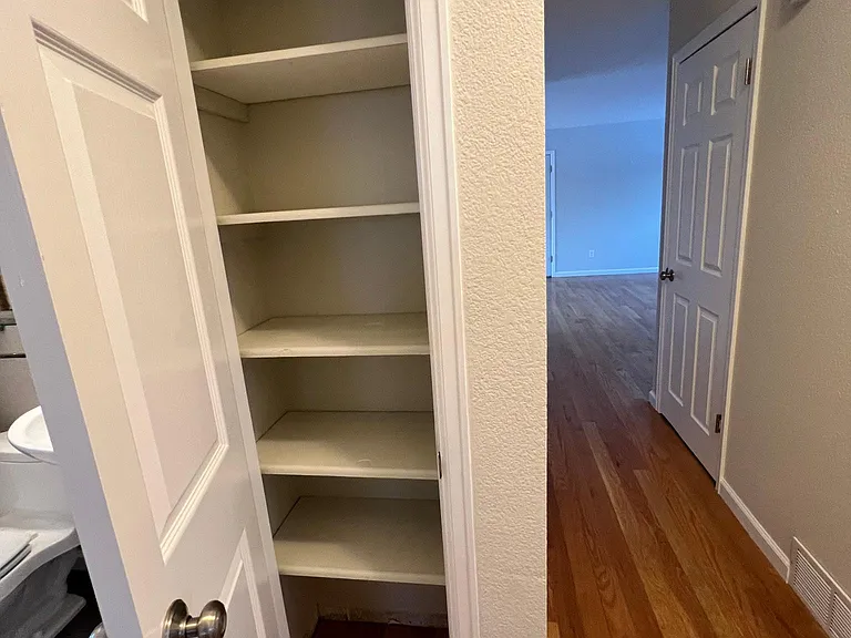 2560 Yarrow Ct — Photo 14