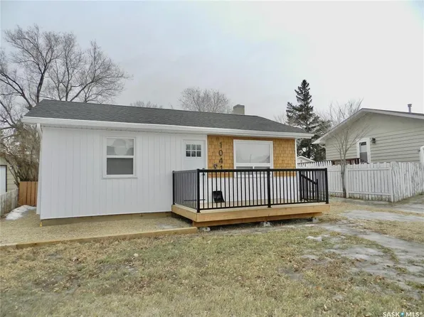 1041 Hastings STREET, Moose Jaw, SK S6H 5R7