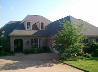 245 Sycamore Ln, Madison, MS 39110