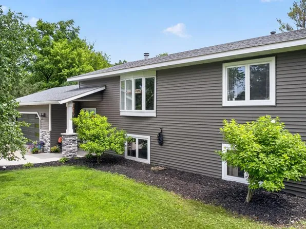 5746 Logan St SE, Rochester, MN 55904