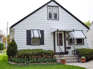 2858 N 87th St, Milwaukee, WI 53222