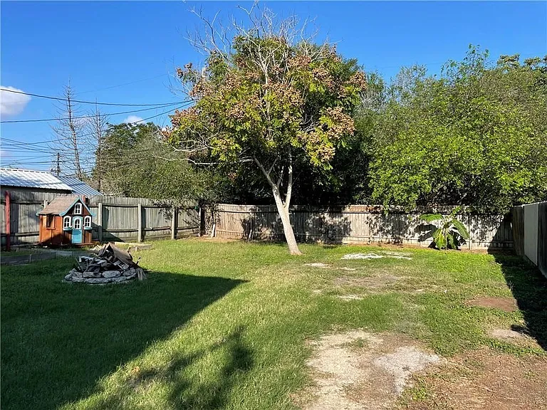 332 Rosebud Ave — Photo 14