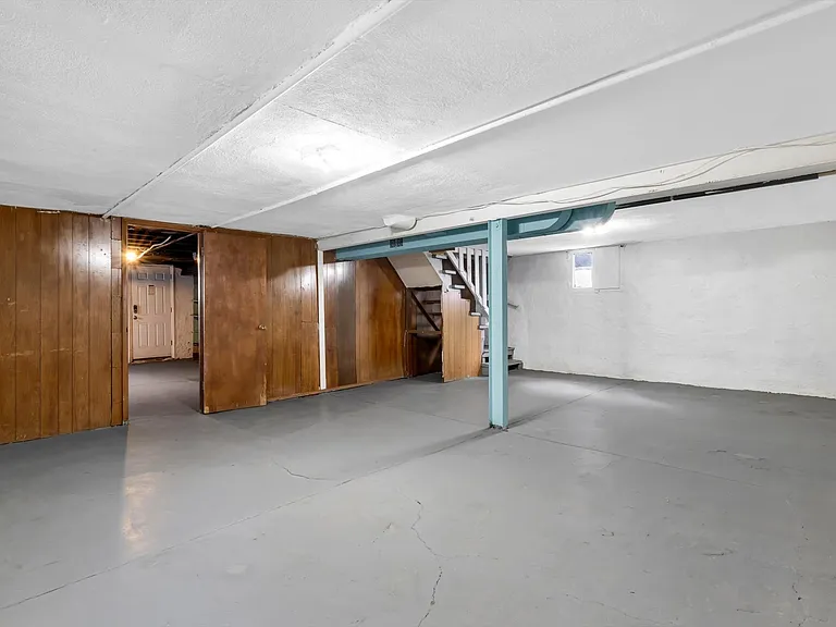 1223 Gruner Pl — Photo 43