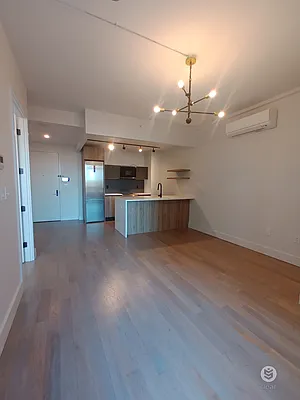 Rented by City Vista Inc | media 5