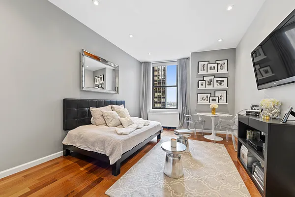 Rented by Douglas Elliman | media 1