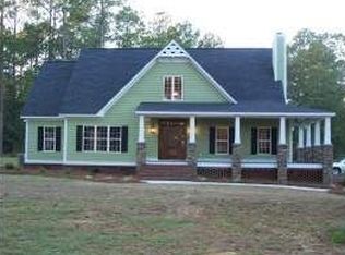 89 Springhill Dr, Tifton, GA 31793