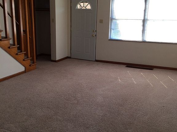 2nd image of 1901 Warwick Ave