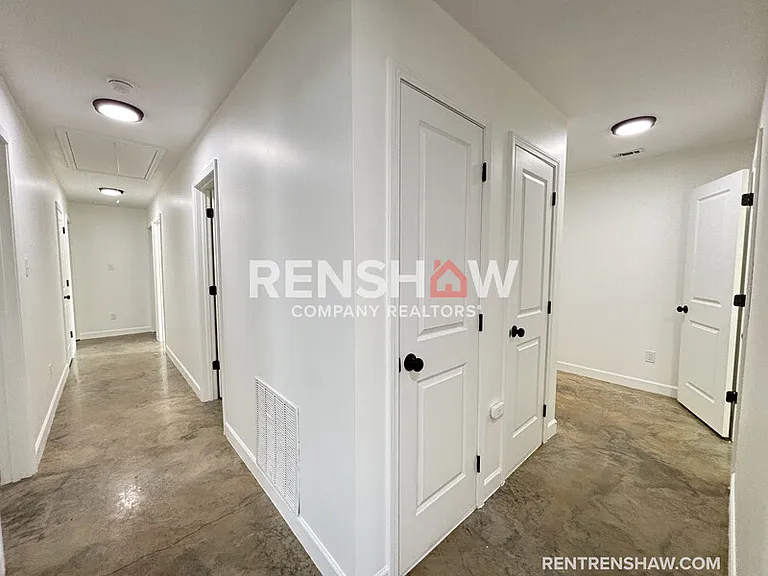 315 Glencoe Rd — Photo 9