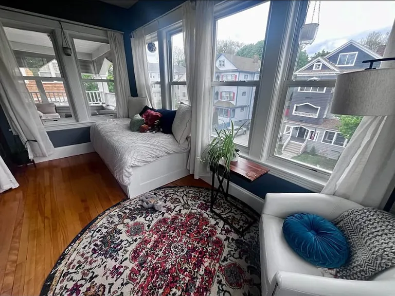 39 Woodford St #3 — Photo 1