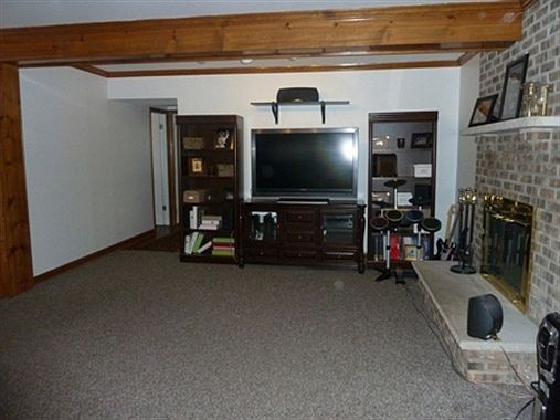 4th image of 1548 Jobe Ave