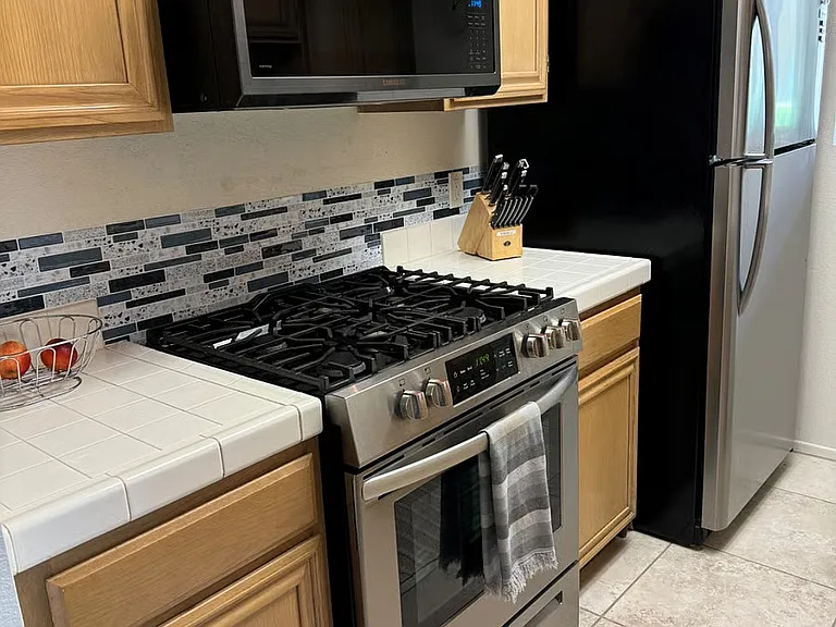 74800 Sheryl Ave #103 — Photo 9