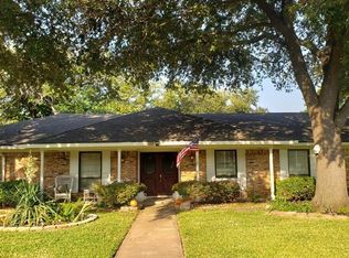 2405 W Crest Dr, Carrollton, TX 75006