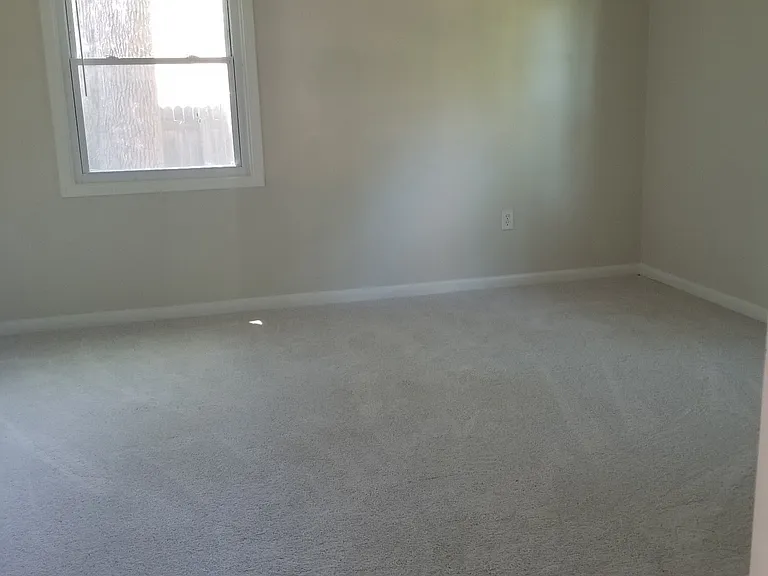 3004 Tanbark Ln — Photo 7
