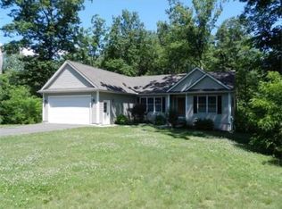 621 Burts Pit Rd, Northampton, MA 01062