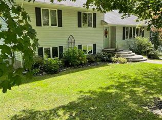 9 Roxanne Blvd, Highland, NY 12528