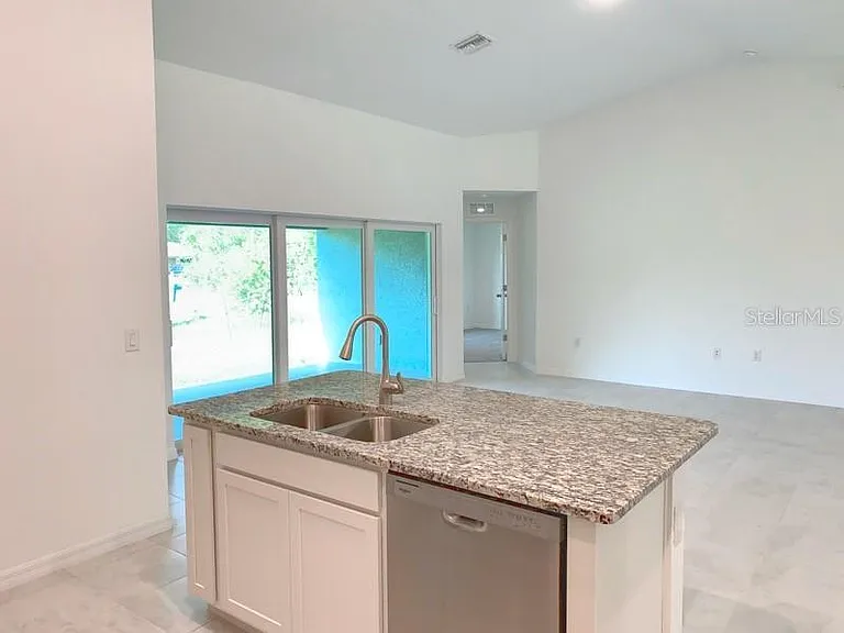 22376 Blanchard Ave — Photo 20