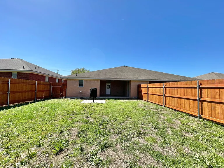 2703B Edgefield St — Photo 23