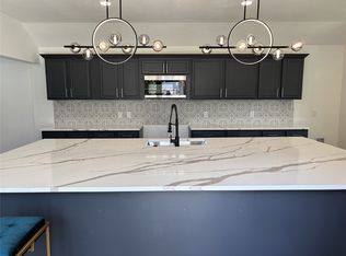 5233 Arbor Glen Rd, The Colony, TX 75056